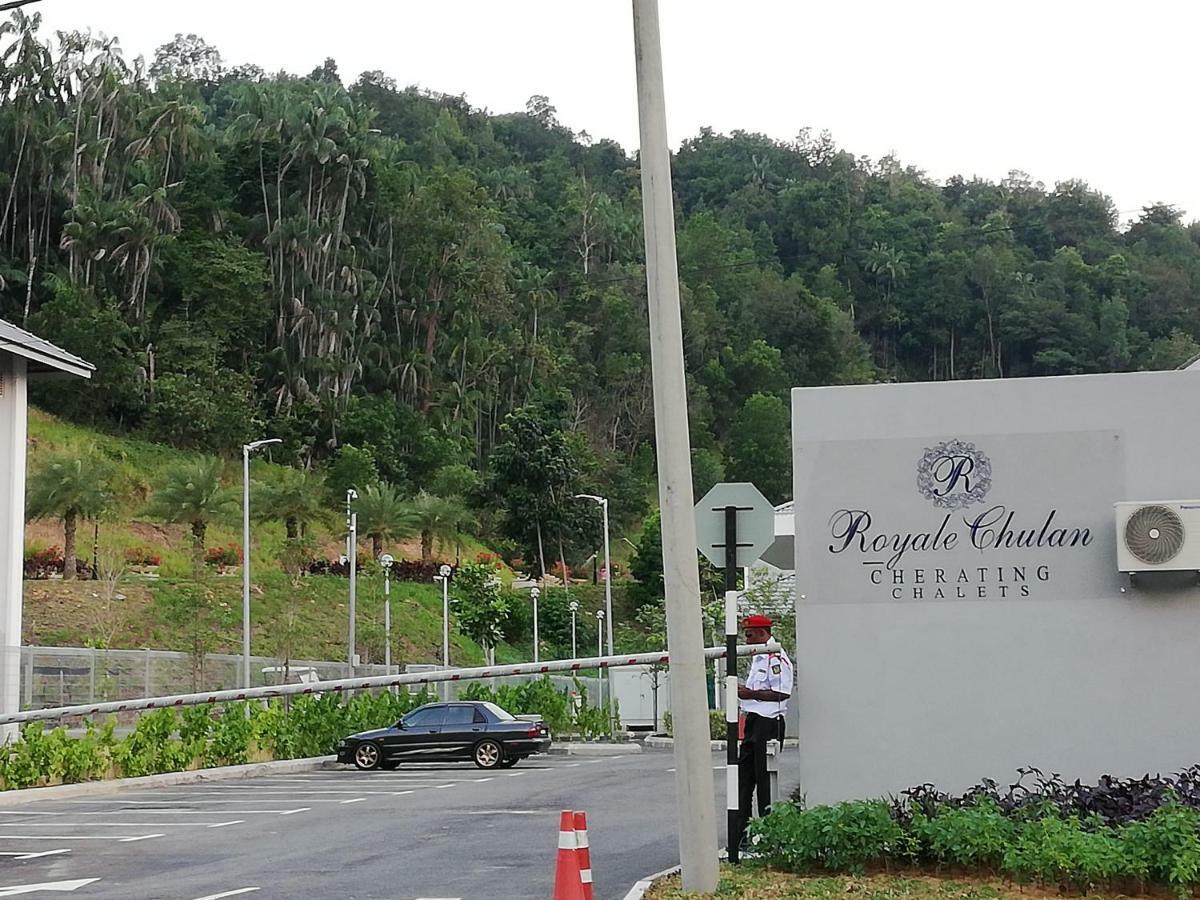 Royale Chulan Cherating Chalet Exteriör bild